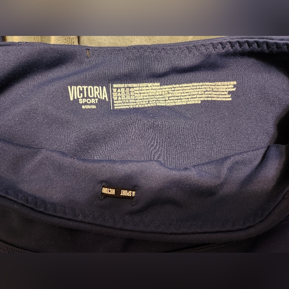 VS Sport Double Pocket Leggings - Picture 7 of 7